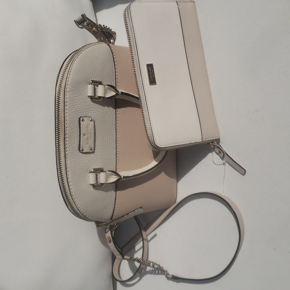 ♠️Kate Spade♠️ Cream and Tan Crossbody and Wallet - Picture 1 of 11